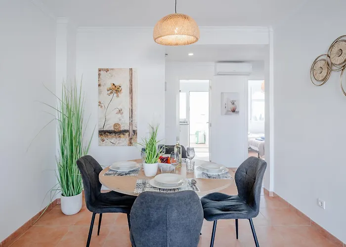 Estrella Blanca-2 By Interhome * デニア